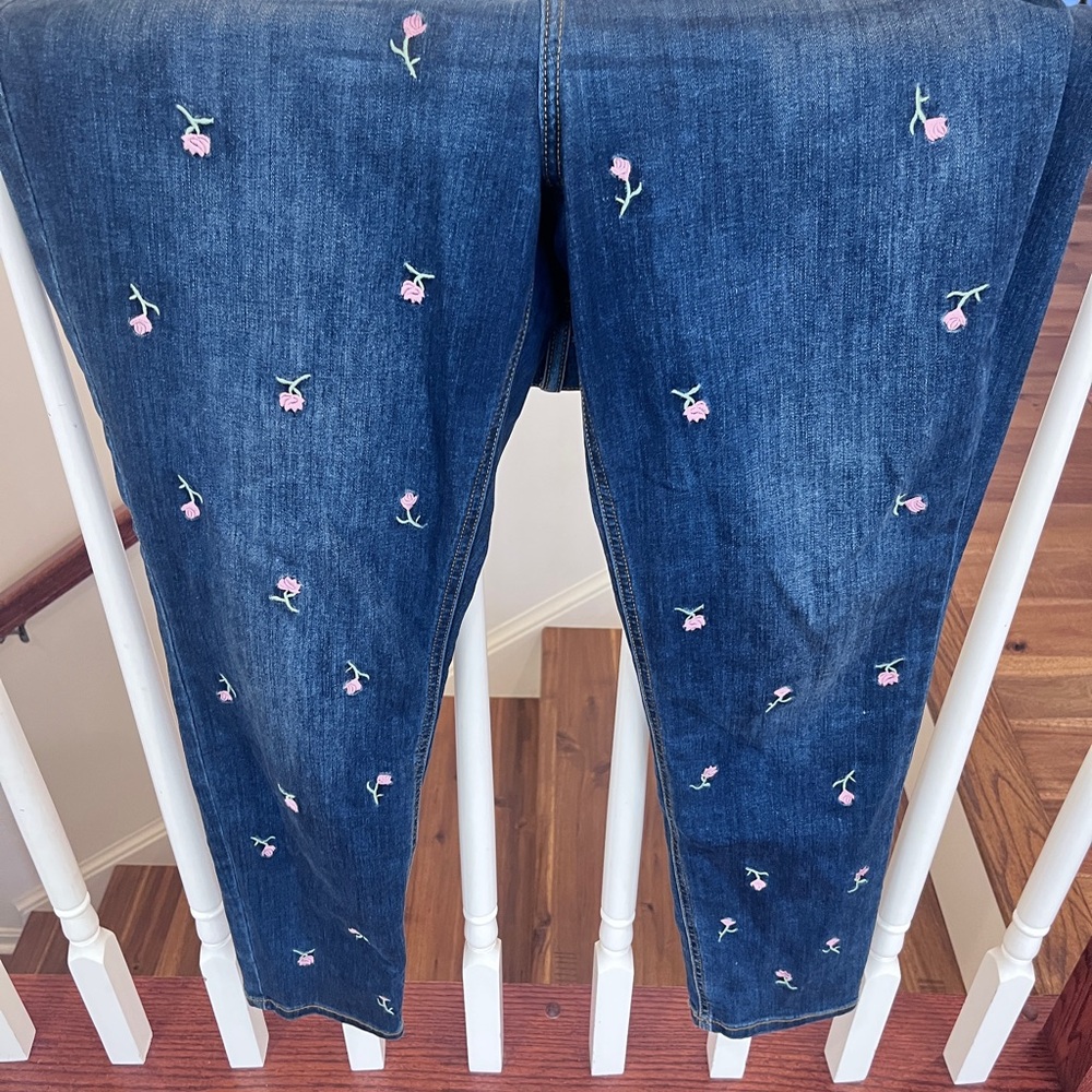 LC Lauren Conrad Dark Blue Skinny Jeans with Pink Embroidery